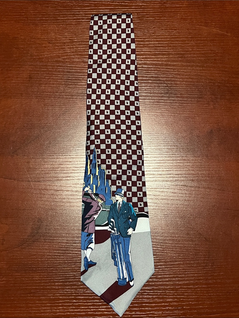 Resilio silk Men's Burgundy and Gray Novelty Golf-Scene Tie